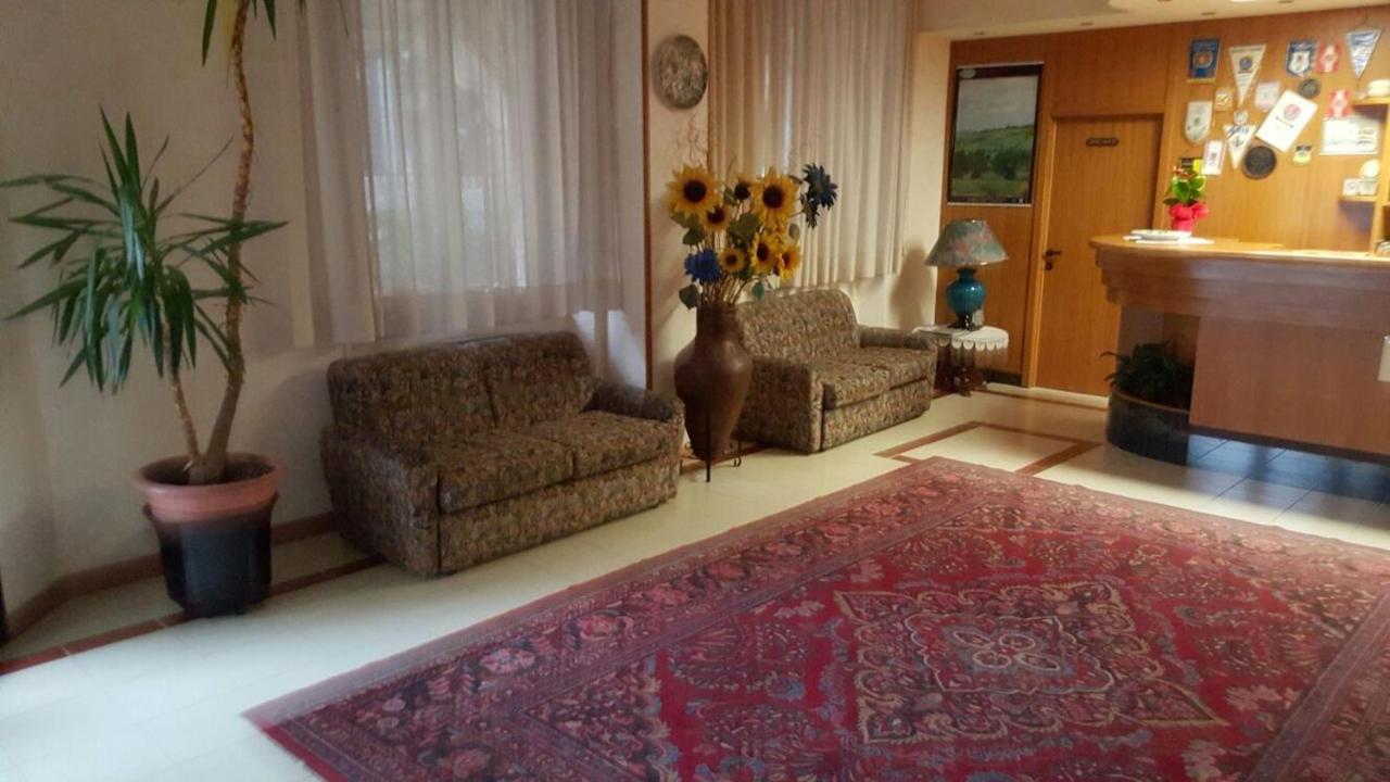 Hotel San Paolo Chianciano Terme Esterno foto